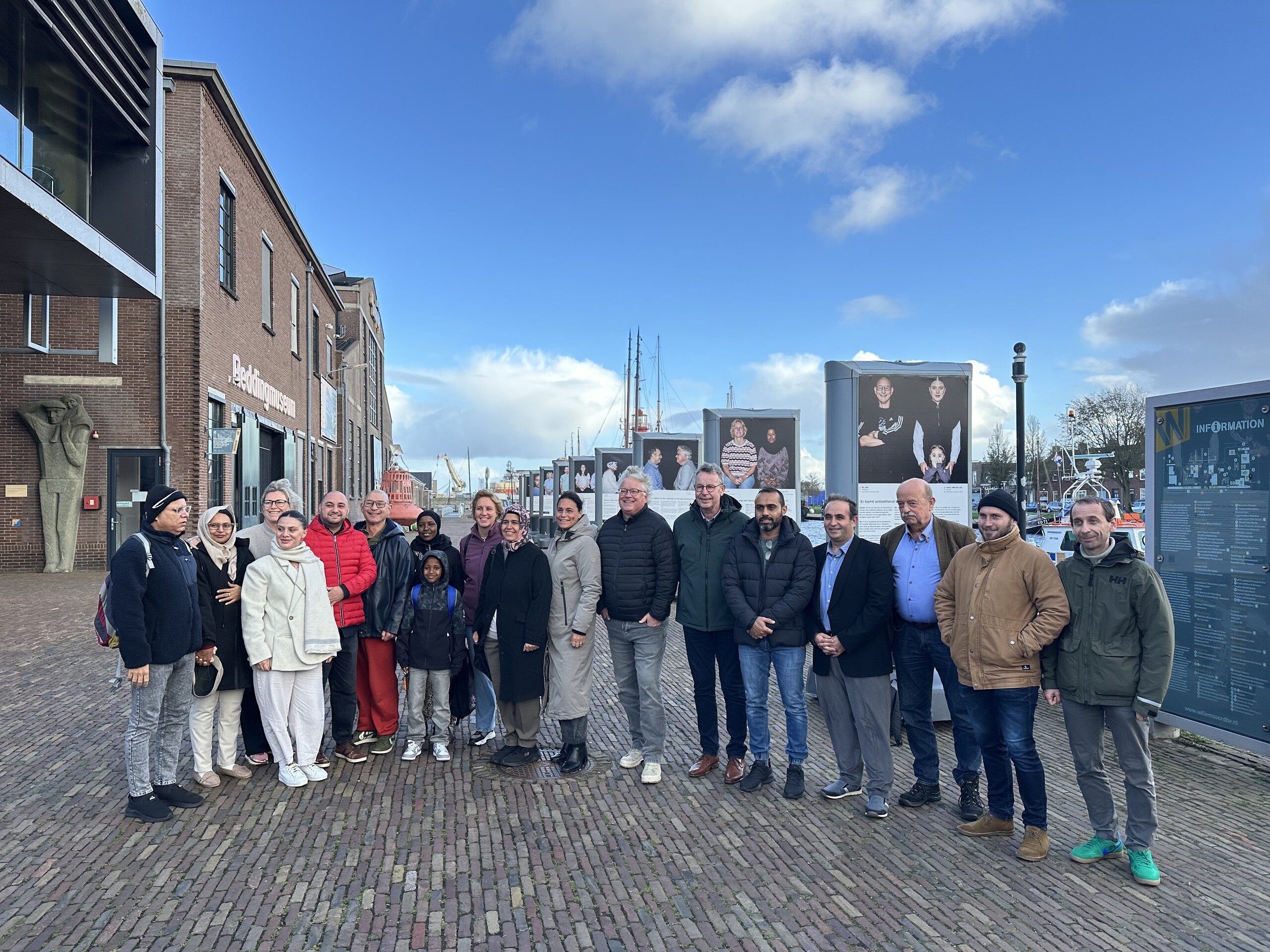 Wethouder de Vrij en mensen die ook op de panelen staan