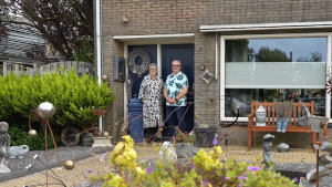 Familie van der Made voor hun huis
