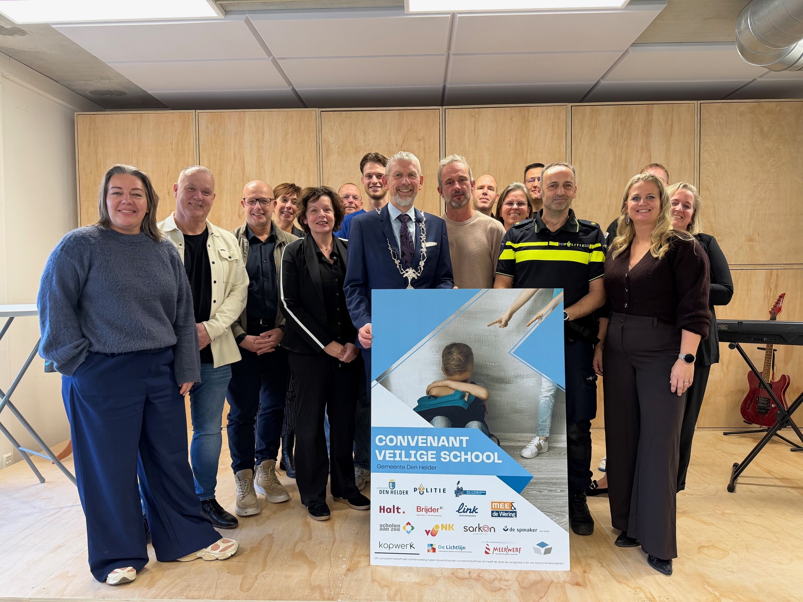 Burgemeester de Boer en de ondertekenaars